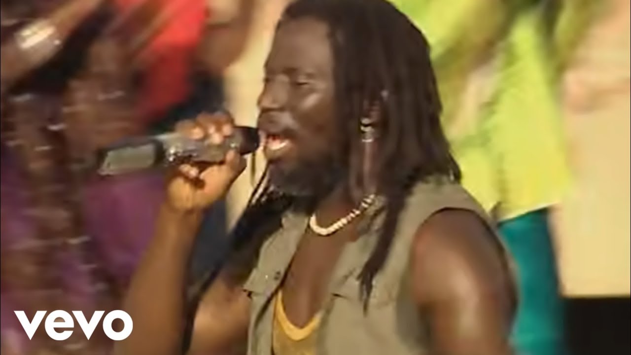 Tiken Jah Fakoly ft. Soprano - Ouvrez les frontières 🌍