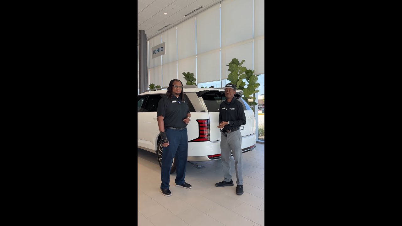 Don't Miss Out! Hyundai's $7,500 EV Tax Credit Ends September 30th 🚗