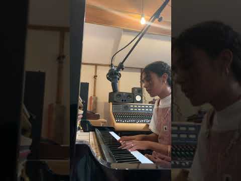 Olivia Dean - The Hardest Part (Acoustic) 🎶