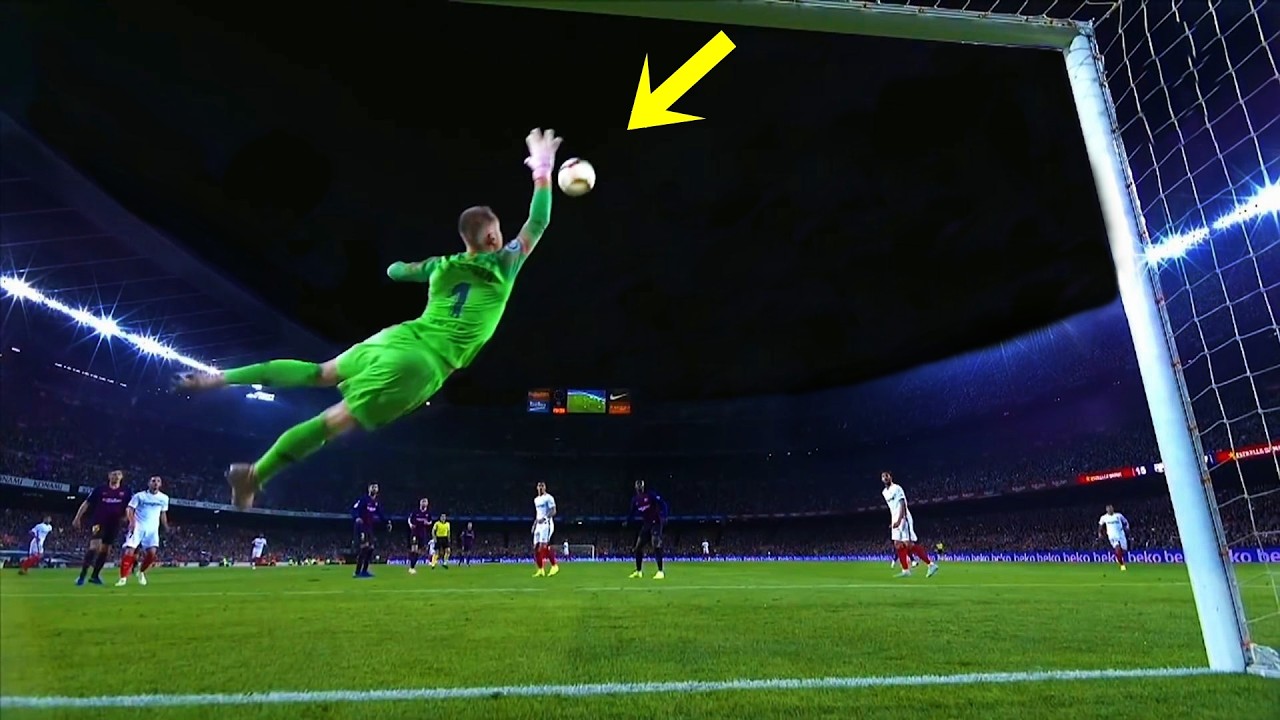 Epic Goalkeeper Saves in Football 🧤