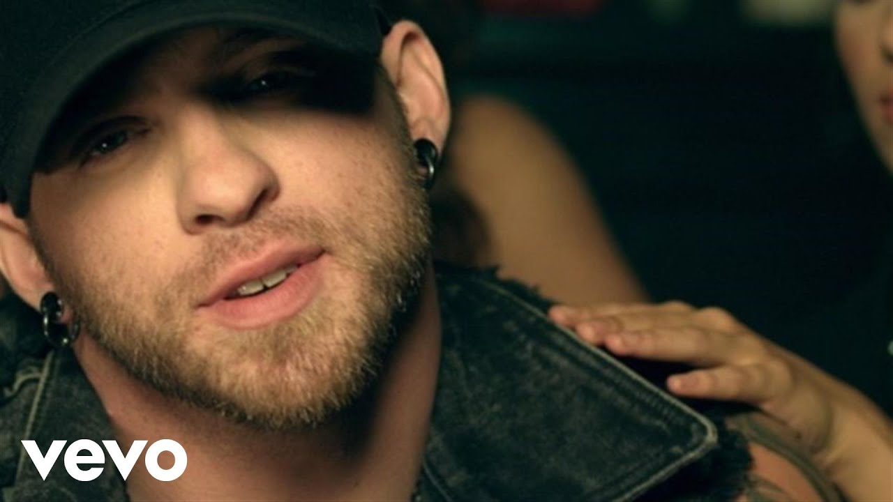 Brantley Gilbert - Bottoms Up (Official Video) 🎶
