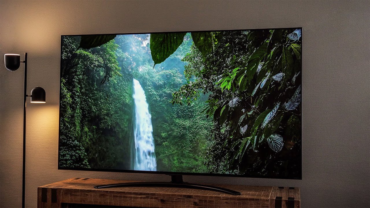 LG QNED Mini LED TV First Impressions