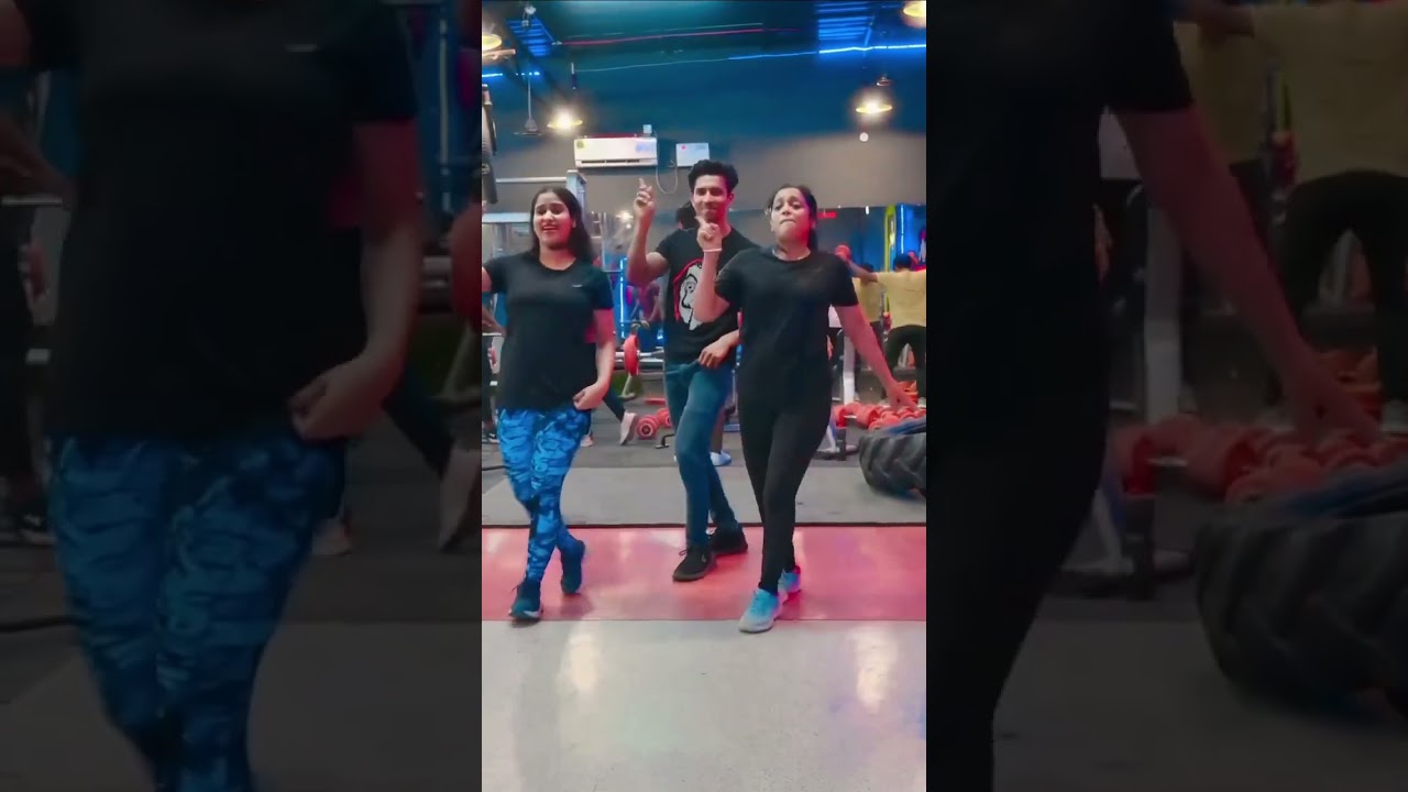 Aap Ke Aa Jaane Se π | Trending Dance Video You Can't Miss!