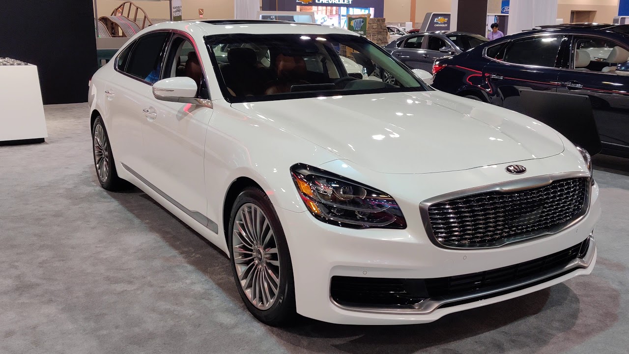 The 2020 2020 Kia K900: The Luxury Sedan at $60K 🚗