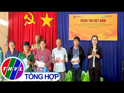 Bà Nguyễn Thị Quyên Thanh tặng quà người nghèo ảnh hưởng COVID-19 tại huyện Long Hồ