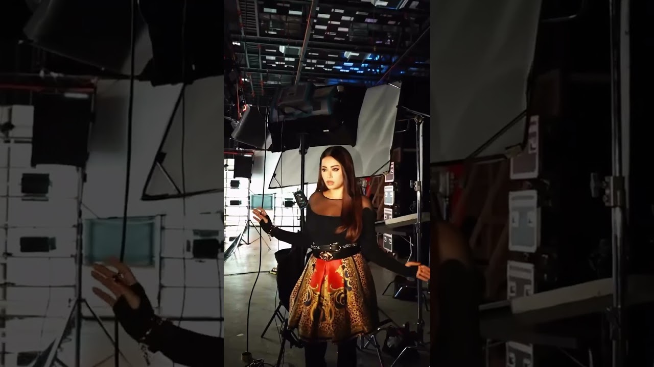 رحمة رياض تثير الجدل بفيديو حميم من كواليس أول حلقة من 'ذا فويس' 🎤