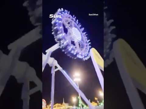 Terrifying moment swinging ā360 Degreesā amusement park ride splits in HALF