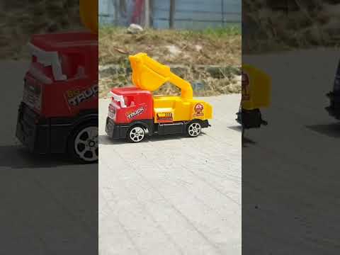 Truk melintasi jalan baru #shortvideo #shorts #trukmainan #mainananak