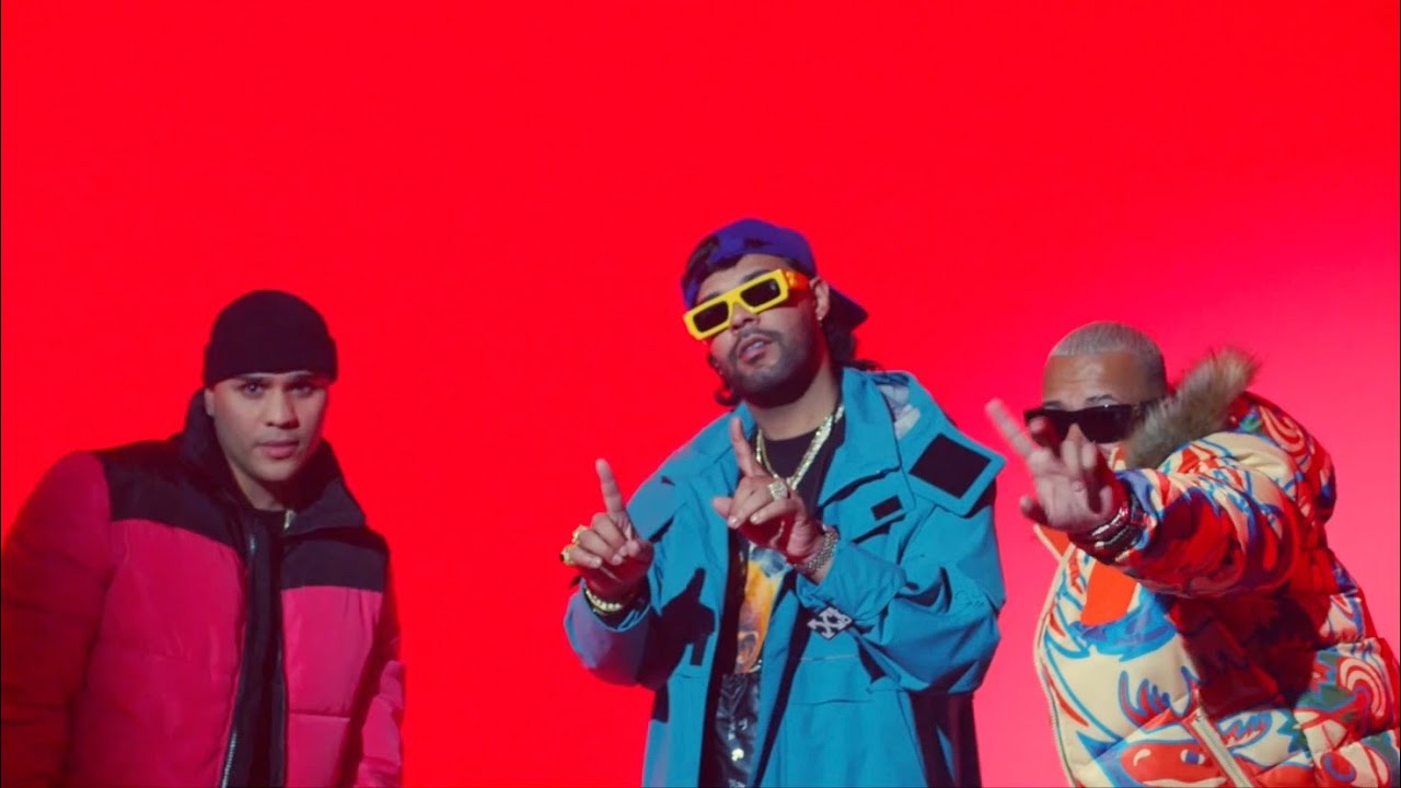 Sin Vuelta - Sou el Flotador, Rafa Pabön, Juhn (Official Video)