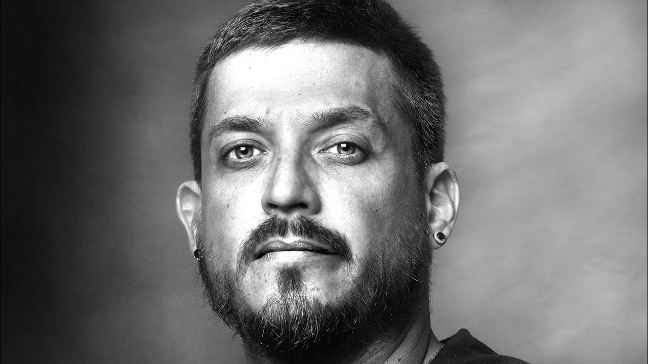 The Alcoholic's Journey: Mike Faria's Story in Newark 🚶‍♂️