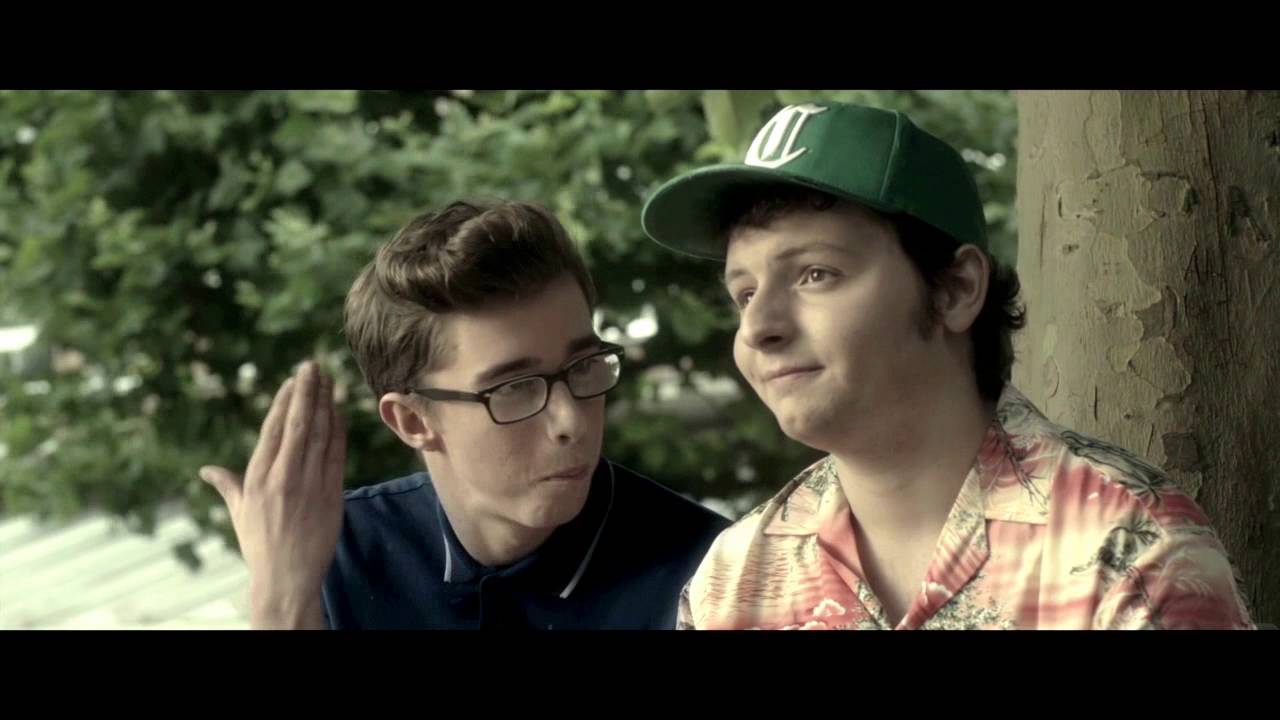 Official Spot for 'Le Correspondant' Featuring Jimmy Labeeu, Charles Berling, and Sylvie Testud (2016)