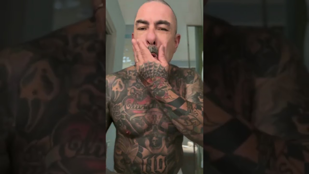 Henrique Fogaça surge com novo visual | Henrique Fogaça