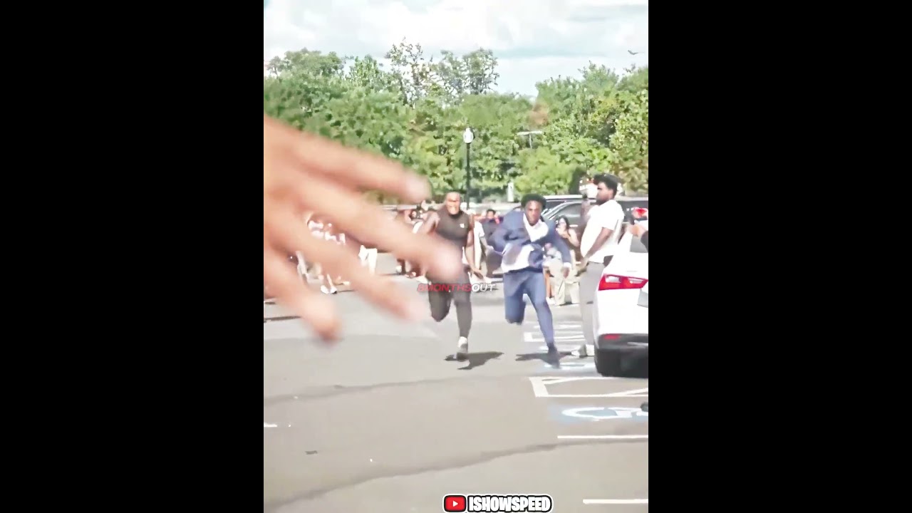 IShowSpeed Clashes with Ashton Hall Fan in Race 🏁