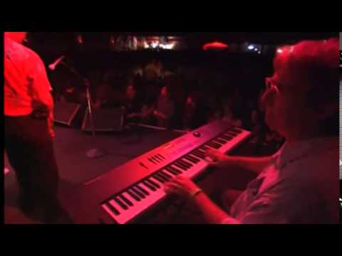 J.J. Cale - Call Me the Breeze at Cain's Ballroom (2004)