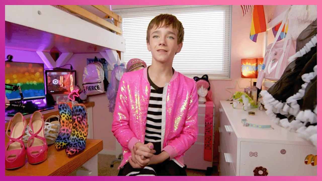 12-Year-Old Drag Queen Wows in Sister’s Clothes ✨