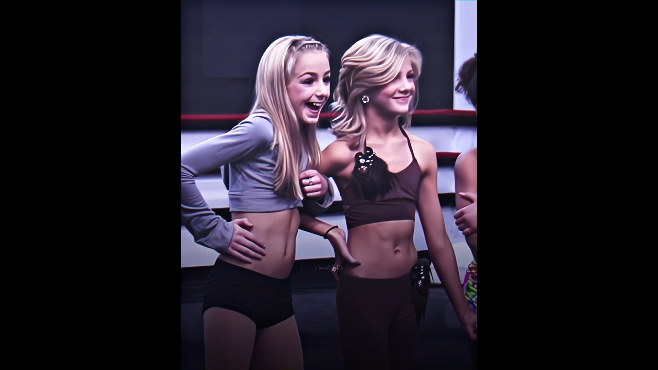 High Five SisTa! 🤜🏼 #DanceMoms #Shorts