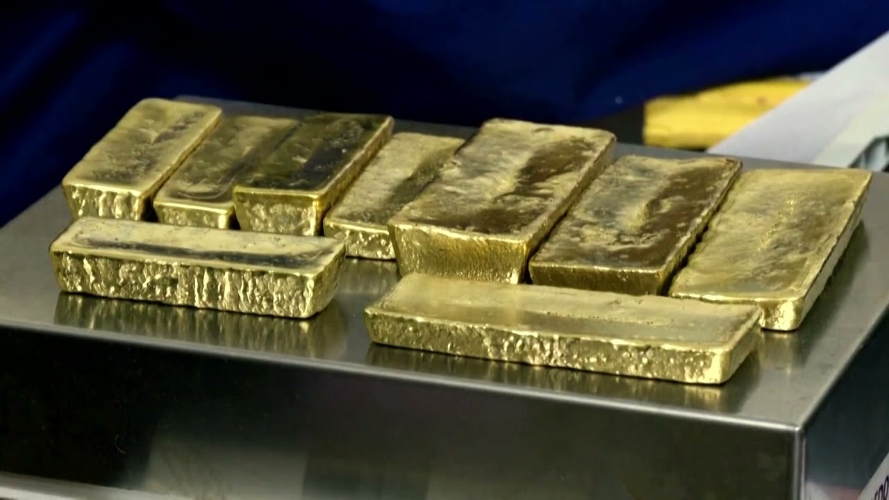 Silver hits record high, gold closes in on $5,000 mark | REUTERS