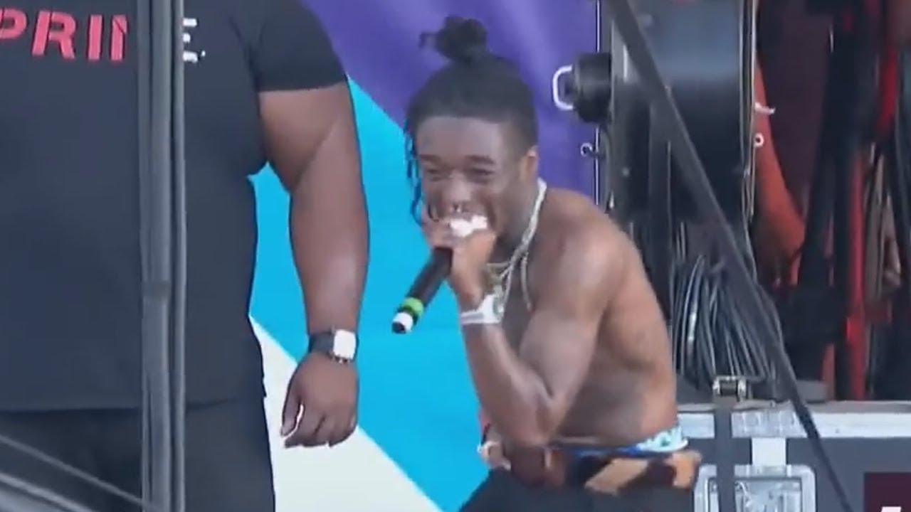 Lil Uzi Vert Performs 'XO Tour Llif3' at Wireless 2018 ๐ค