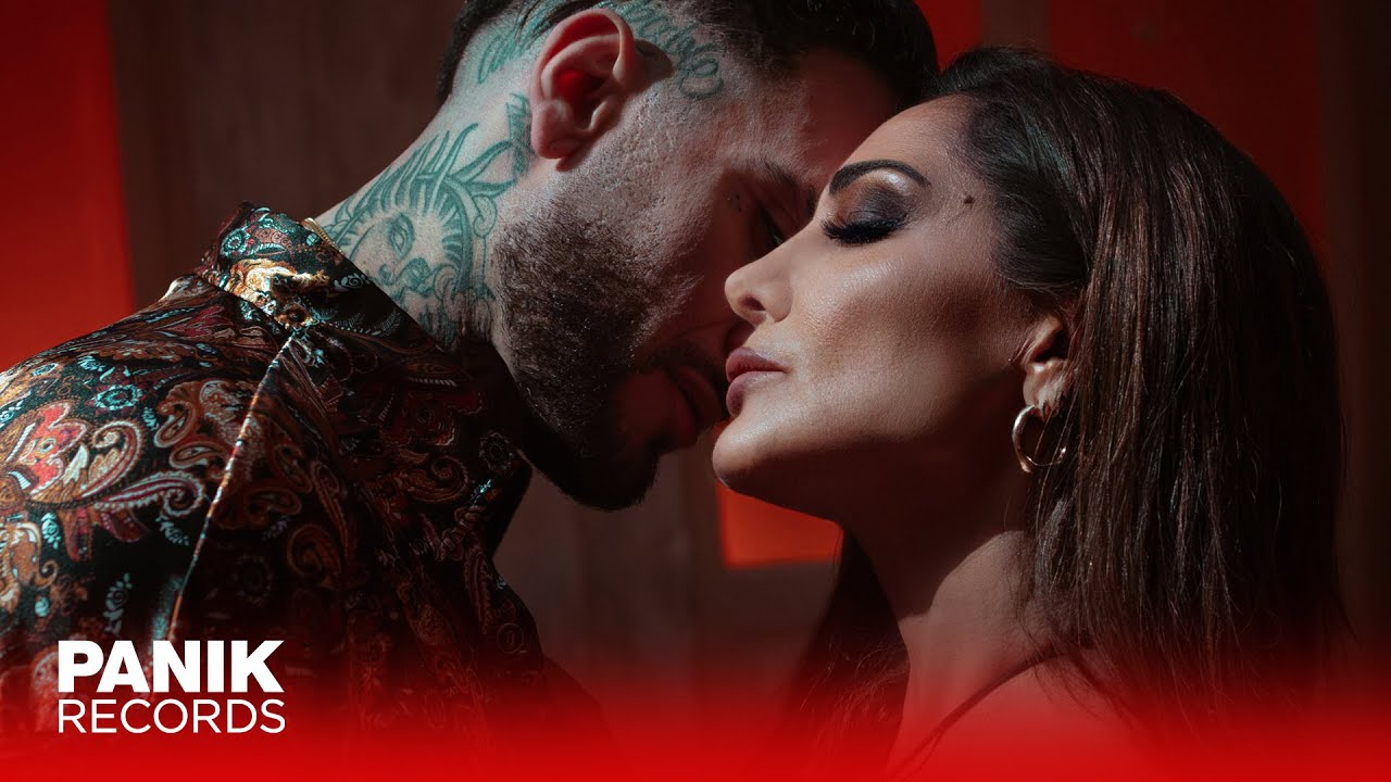 Δέσποινα Βανδή & Mente Fuerte - Πανσέληνος Official 🎶