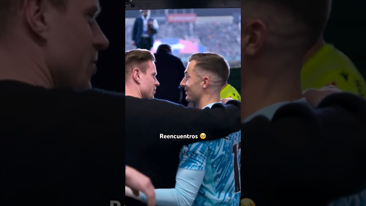 Cariñoso reencuentro de IÑAKI PEÑA y los jugadores del FC BARCELONA 🥹
