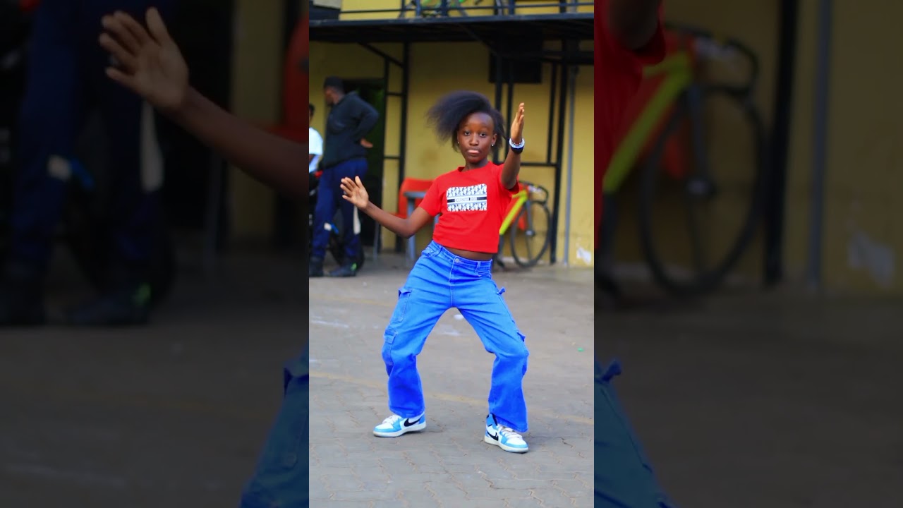 Max Boom Dance Challenge on TikTok ✨