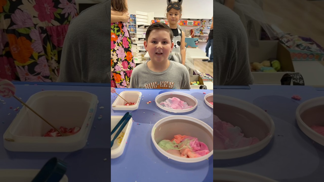 1 Try Every Ice Cream Flavor in One Scoop! π¦