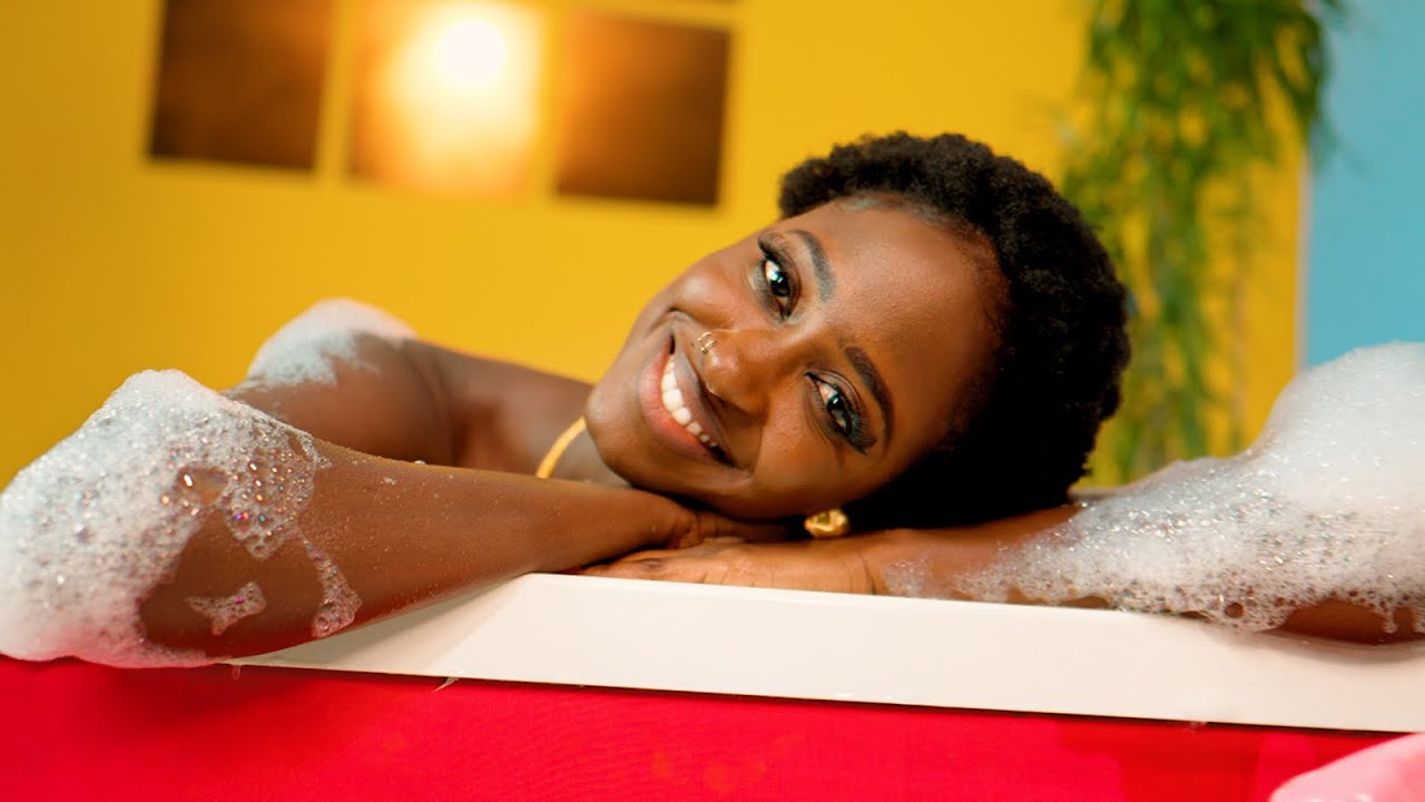 Akhlou Brick - THIOWO (Official Clip) 🎶