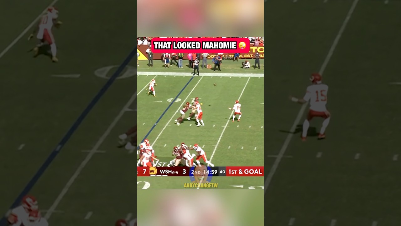 Incredible Throw by Patrick Mahomes to Tyreek Hill | Chiefs vs Commanders 🏈