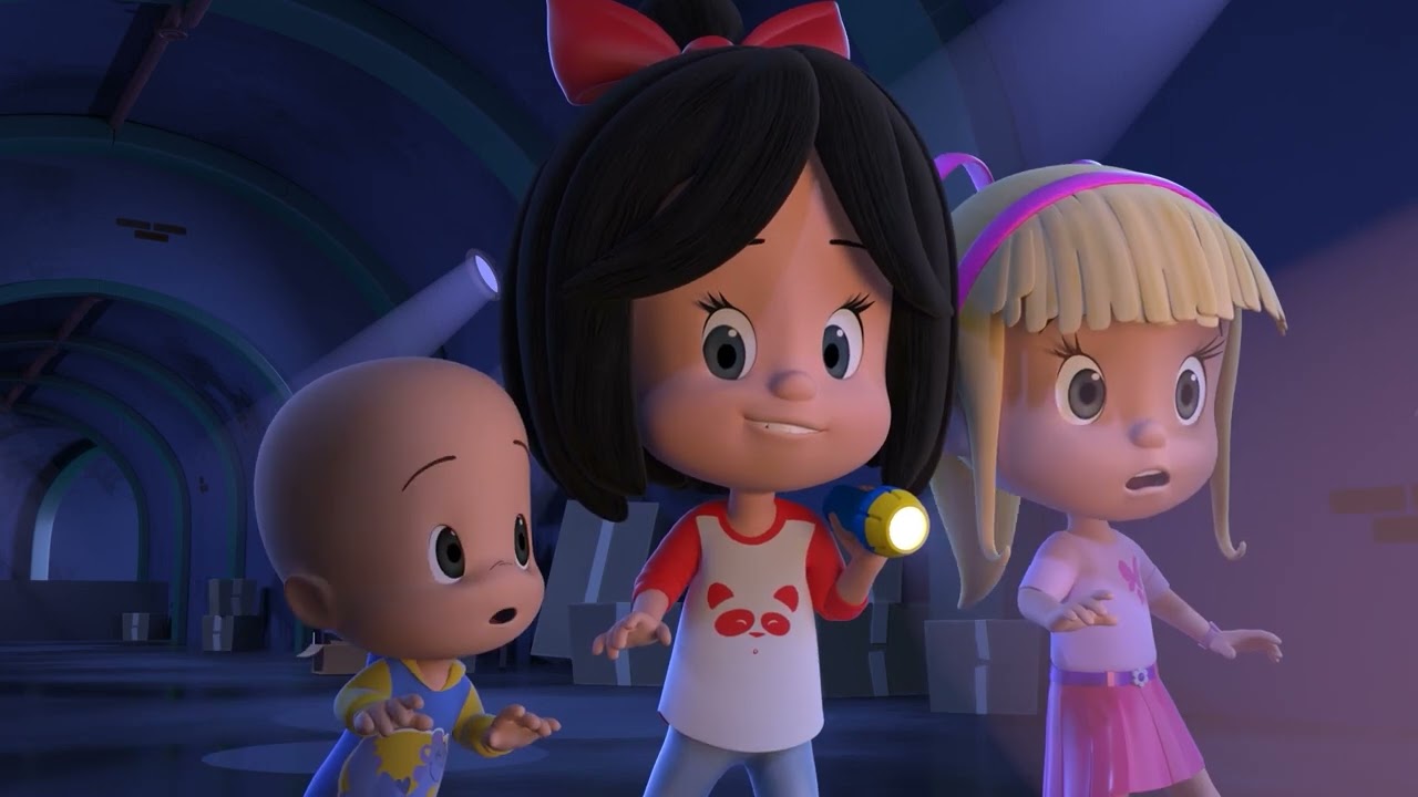 The Ball | Adventures with Cleo & Cuquín