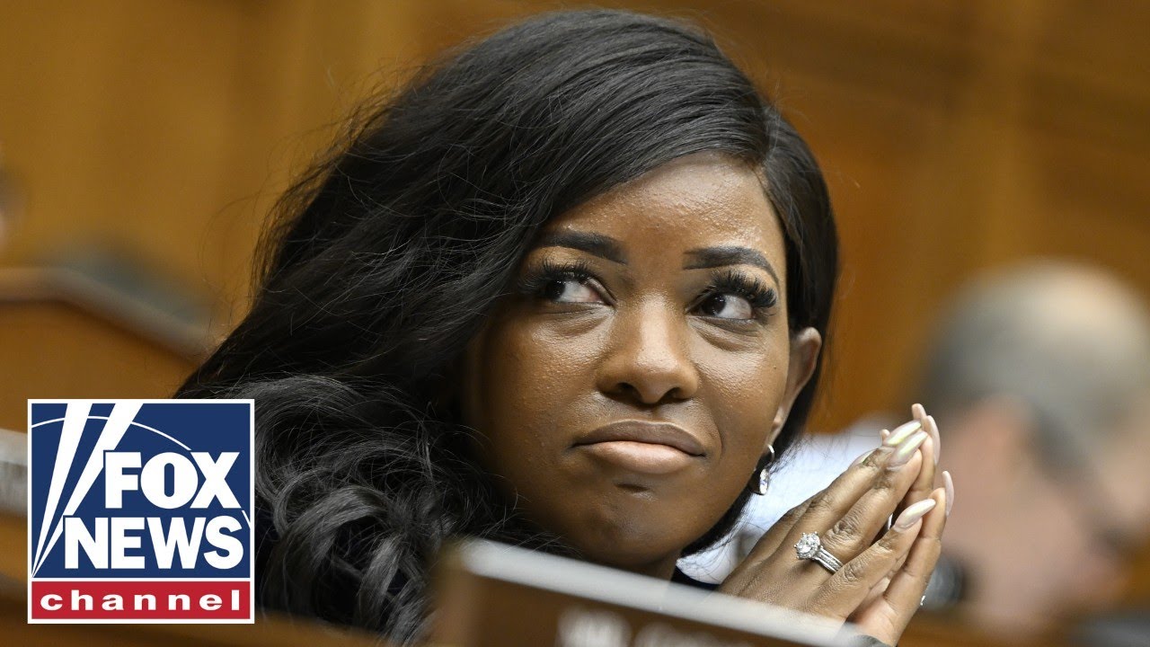 Jesse Watters Blasts Left’s Effort to 'De-Stigmatize Crime' on 'The Five' 🚨