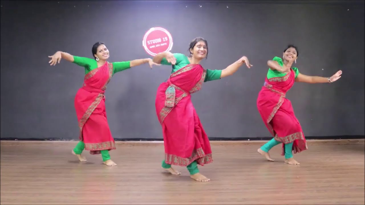 Oru Kaadhilola Dance Cover π