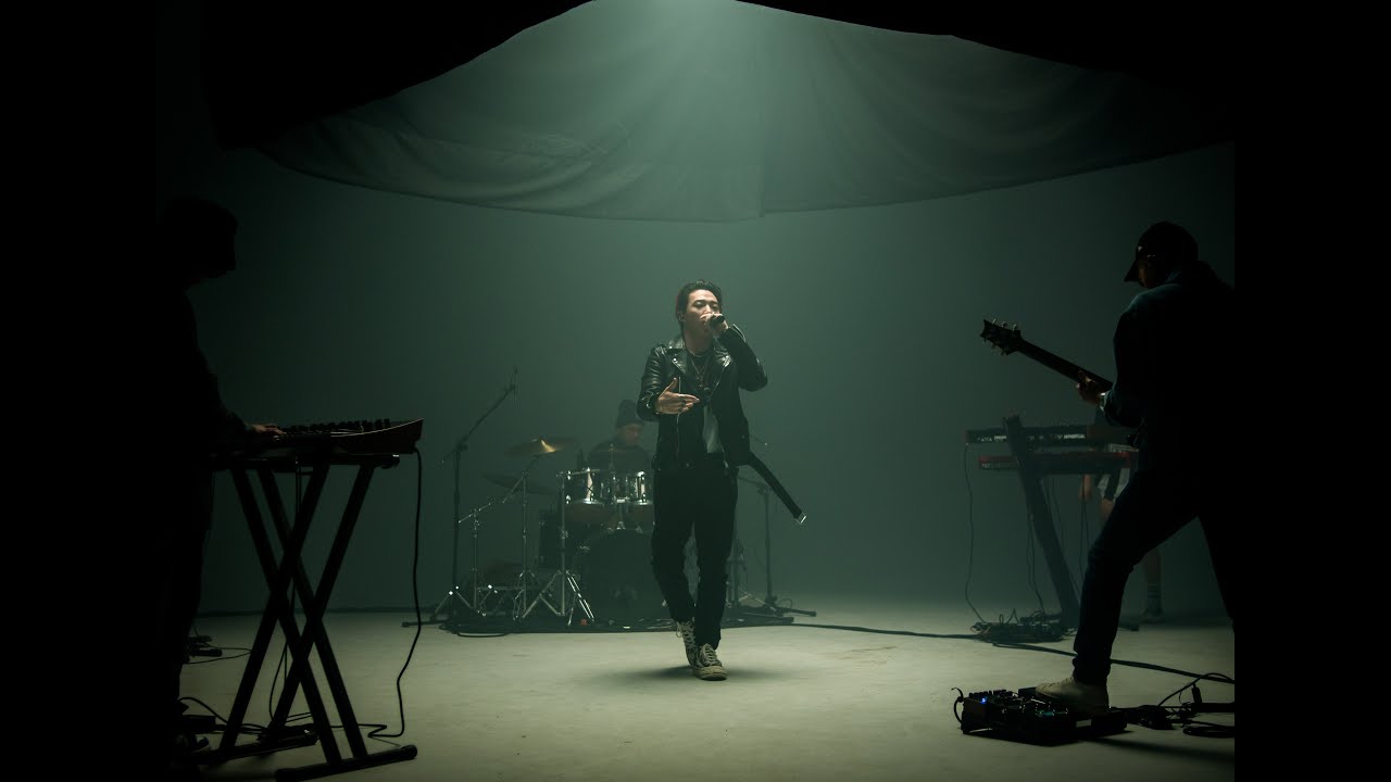 PEDESTAL: The Free Fall Live Stream 🎶