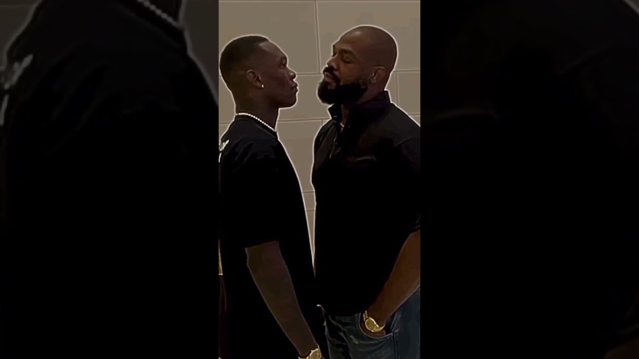 Israel Adesanya Defeats Jon Jones 🥊