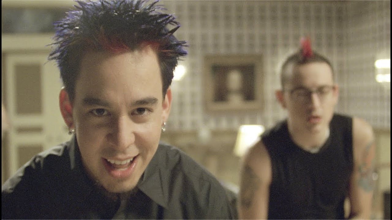Linkin Park - Papercut (Official HD Music Video) 🎵