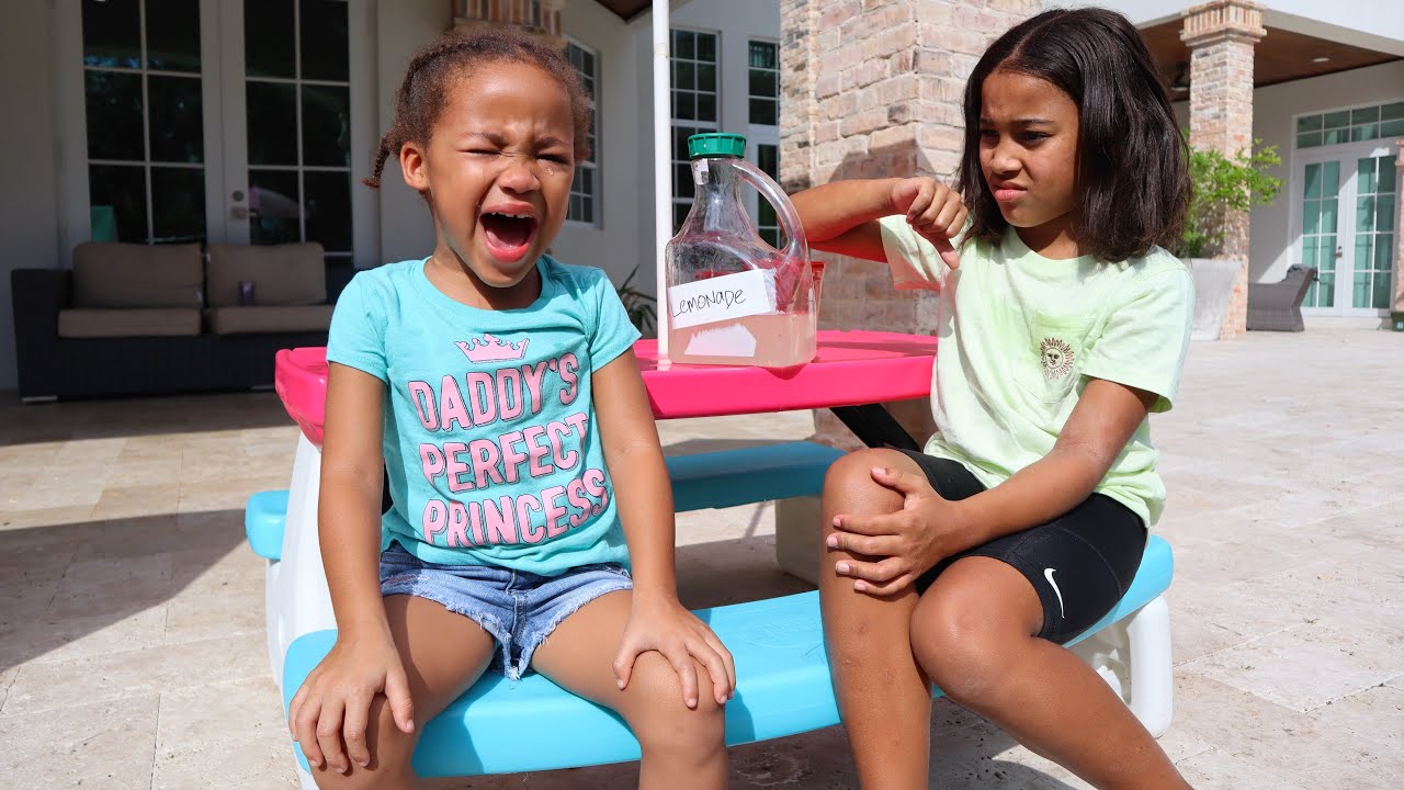 Girl Bully's Regret at Lemonade Stand 🍋