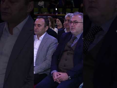 Osmangazi Belediyesi’nden usta oyuncu Halil Ergün’e ’emek onur’ ödülü #osmangazi #bursa #erkanaydın