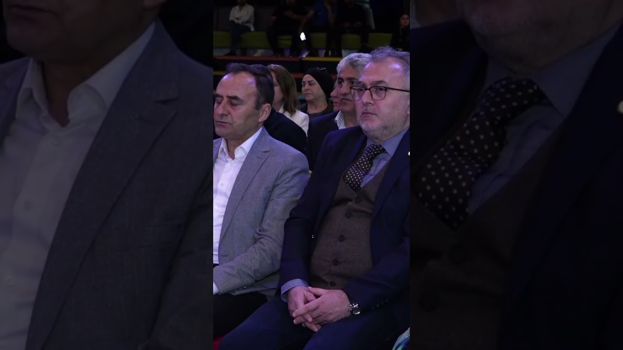 Osmangazi Belediyesi’nden usta oyuncu Halil Ergün’e ’emek onur’ ödülü #osmangazi #bursa #erkanaydın