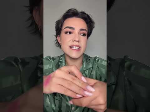 Publicité J’adore cette nouvelle gamme BOUNCY PLUMP de chez @essence.cosmetics #TeamBouncyBeauty #e