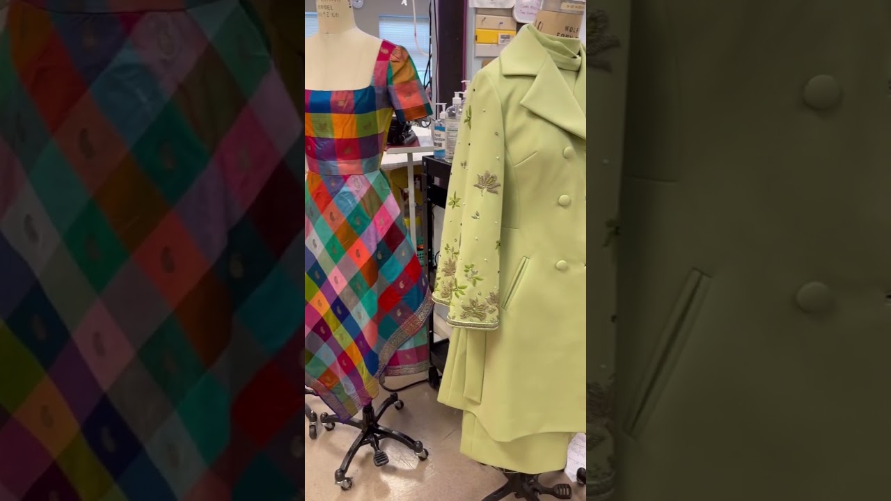 Vintage Dresses from the 1960s & 1970s π