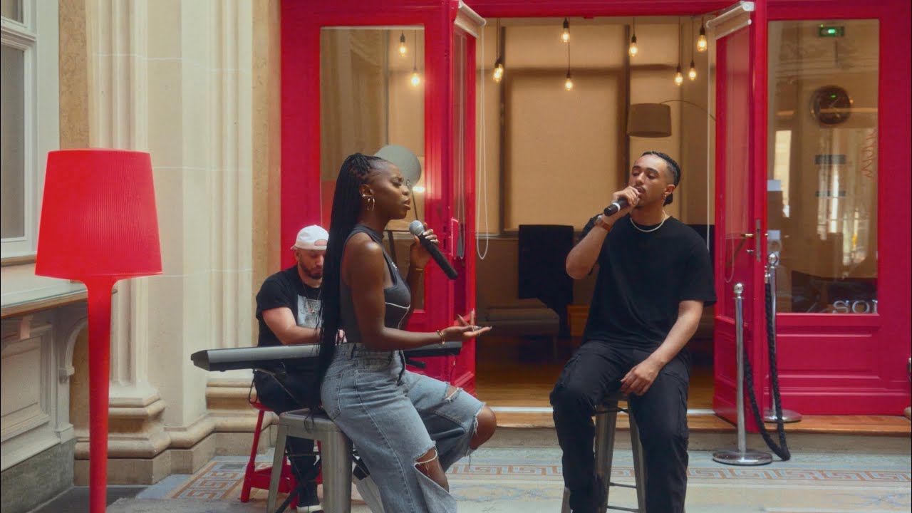 Maud Elka & Low Jay Perform 'Comme Avant' Live 🎶