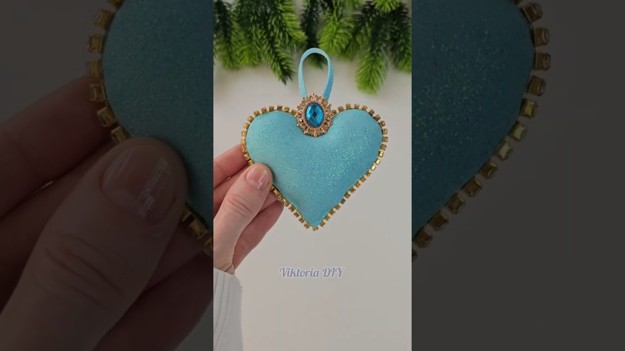 DIY Foamiran Christmas Tree Ornaments 🎄