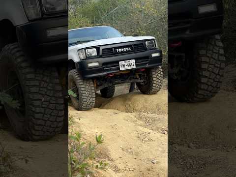 Just a classic 1995 Toyota Pickup 🔥 #toyota #pickup #1995 via 95yotapickup