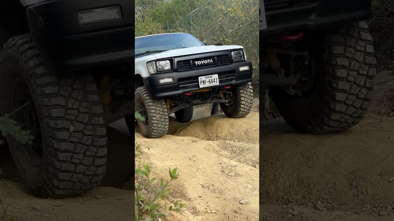 Classic 1995 Toyota Pickup 🚗