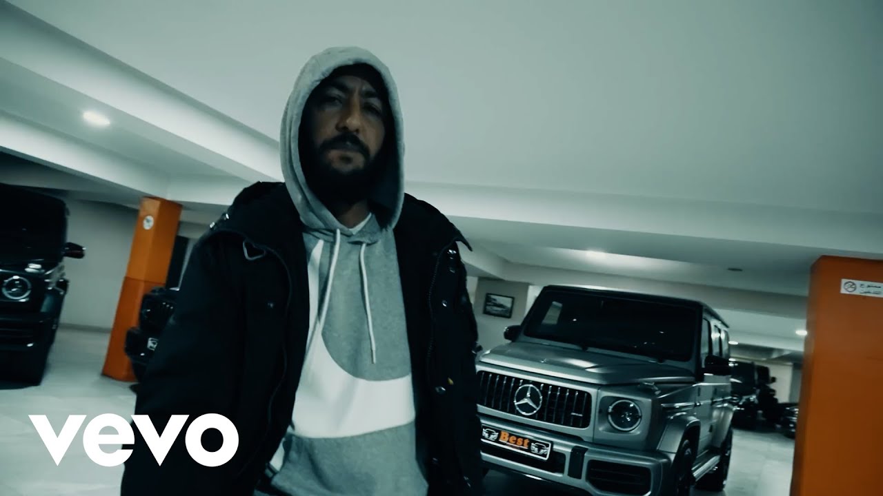 Lacrim ft. Heuss l'Enfoiré & Mister You - Terrain (Remix) 🎶