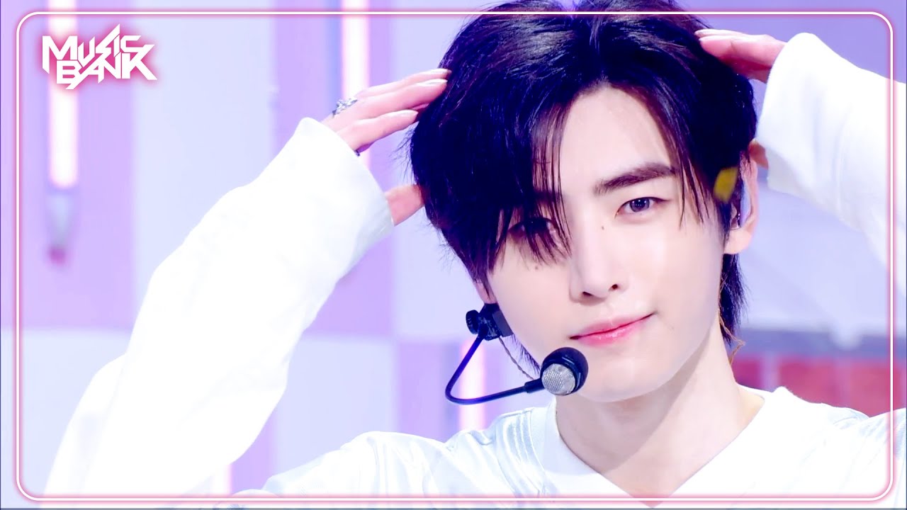 ENHYPEN Performs 'XO (Only If You Say Yes)' on Music Bank (KBS WORLD TV, 240712)