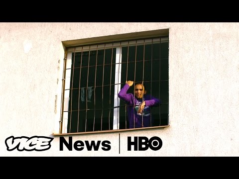 Locked Up Migrants & Wind Power: VICE News Tonight Full Episode (HBO)
