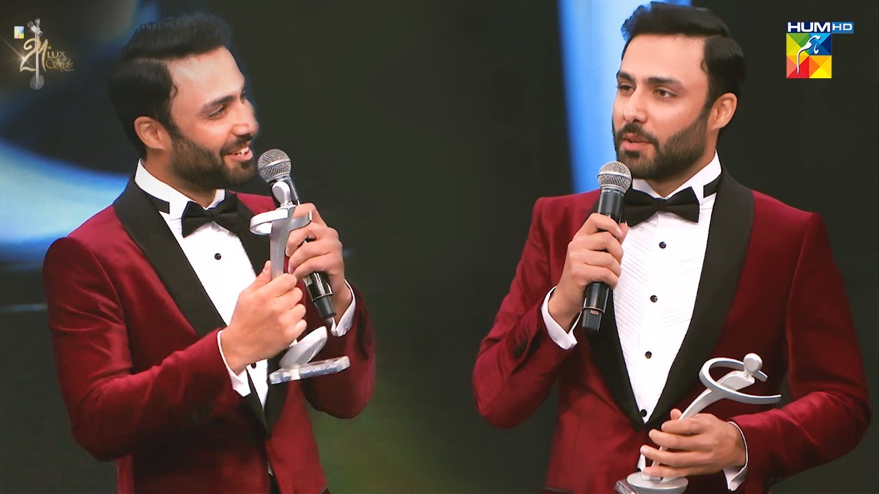 Ahmed Ali Akbar Wins Best TV Actor at LSA 2022 🎉