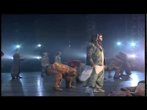 Notre Dame de Paris ; Les sans-papiers (HD)