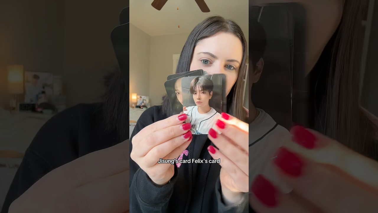 Unboxing Exciting Stray Kids Freebies from My Group Order! 🎉