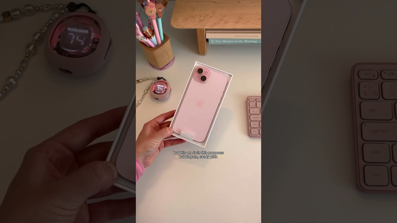 the new PINK iphone 15 plus// unboxing 📱